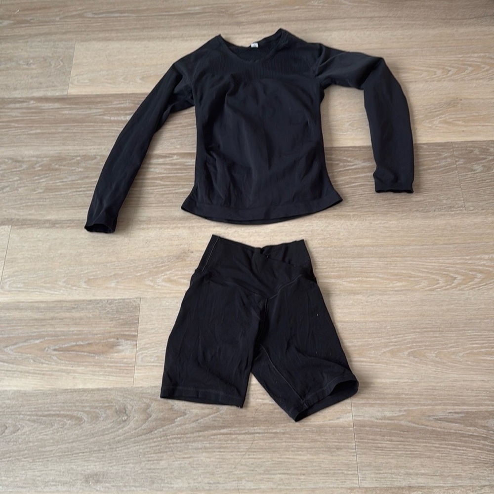 Zella xs long sleeve fitted top
